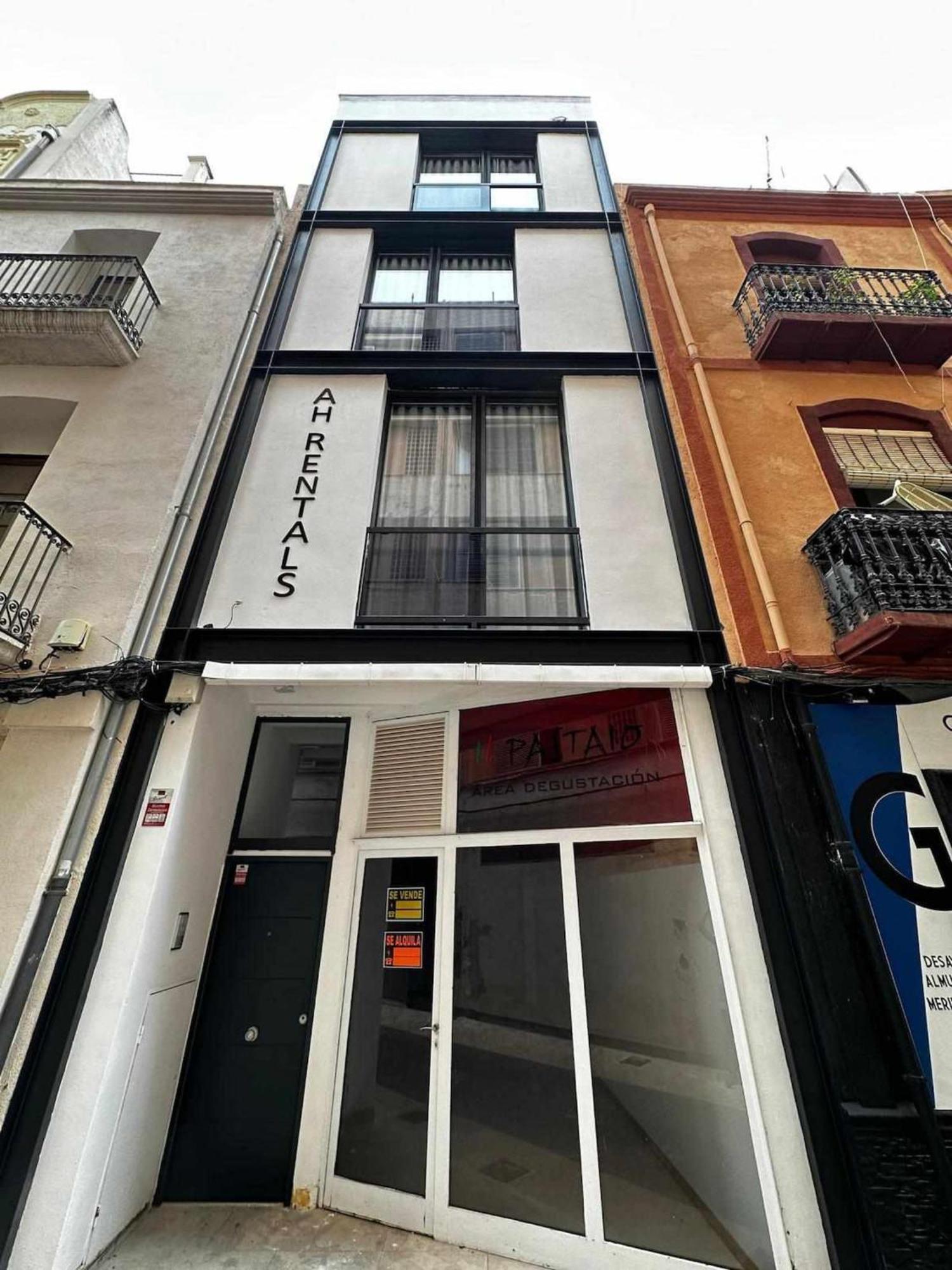 A H Rentals Picasso Apartamento Vinaros Exterior photo