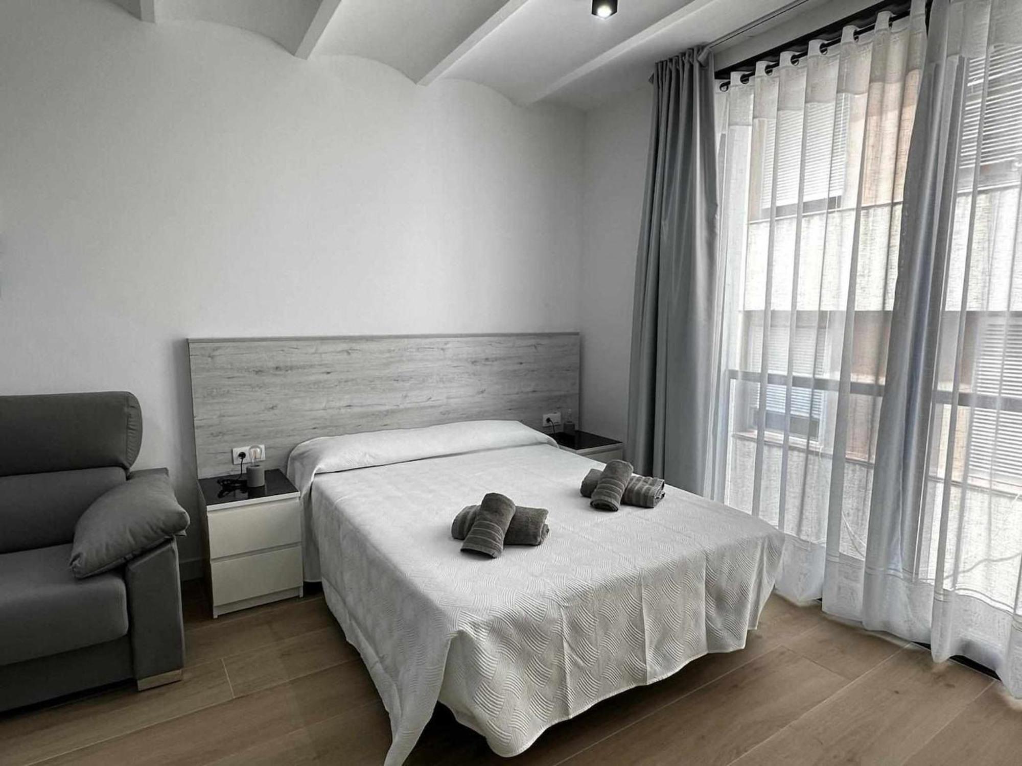 A H Rentals Picasso Apartamento Vinaros Exterior photo