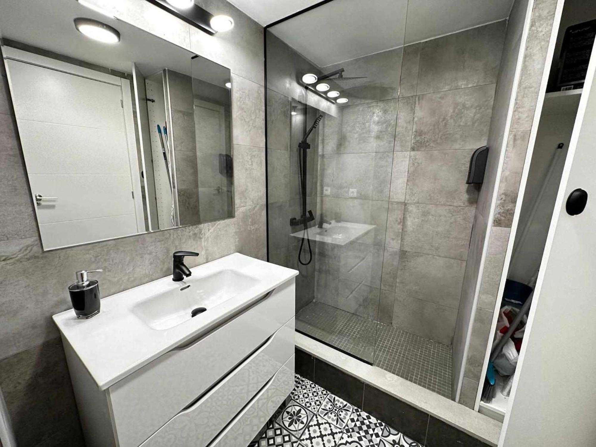 A H Rentals Picasso Apartamento Vinaros Exterior photo
